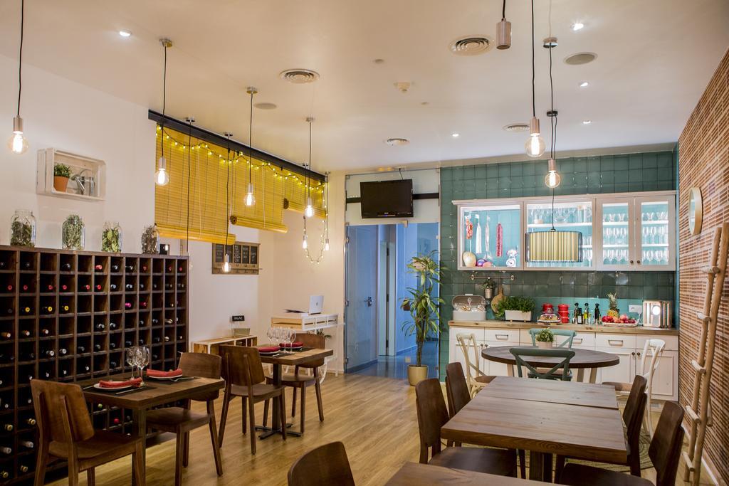 Hostal La Creu Móra d’Ebre Kültér fotó