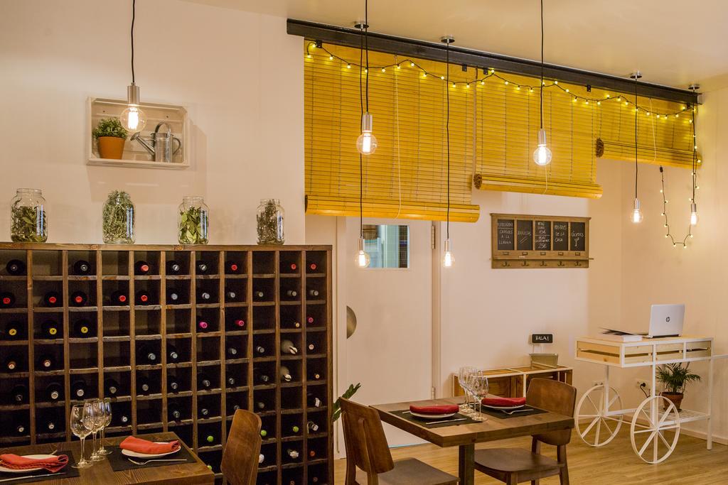 Hostal La Creu Móra d’Ebre Kültér fotó