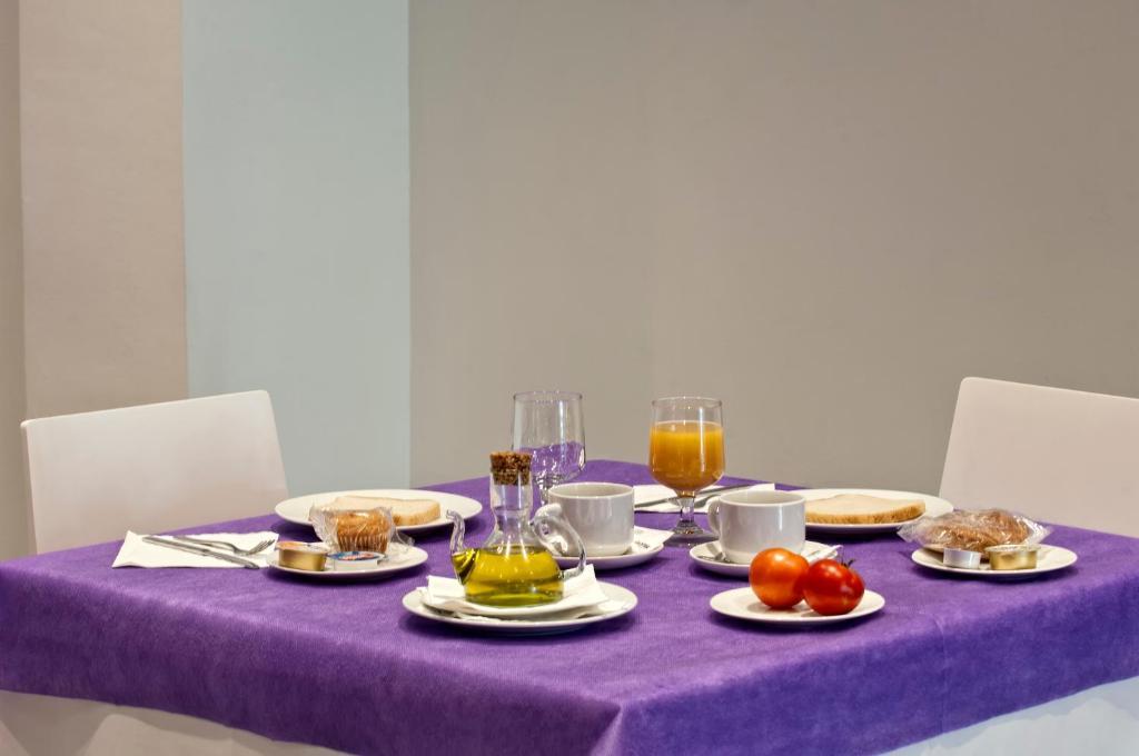 Hostal La Creu Móra d’Ebre Kültér fotó