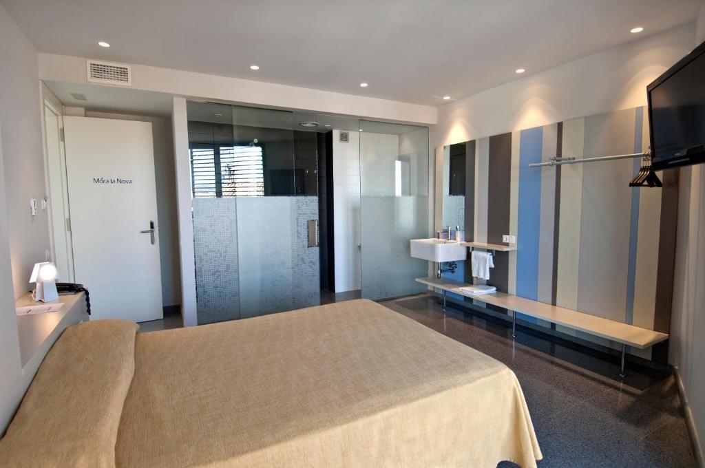 Hostal La Creu Móra d’Ebre Kültér fotó