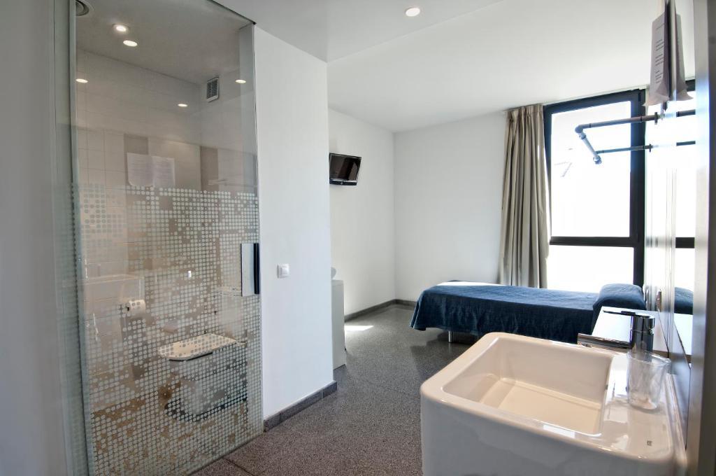 Hostal La Creu Móra d’Ebre Kültér fotó